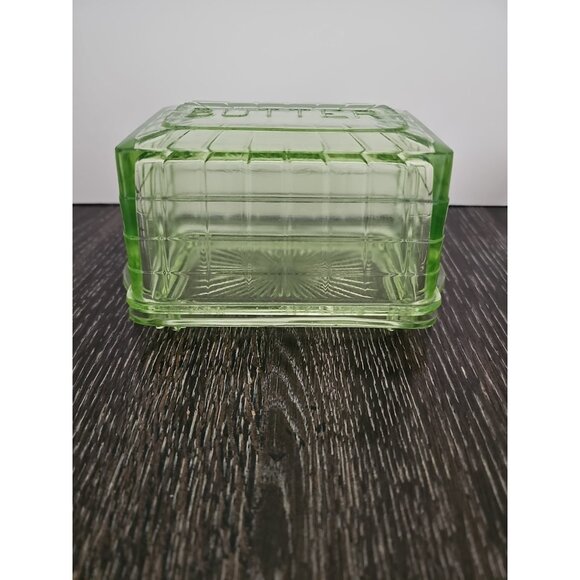 Vintage Optic Green Depression Uranium Glass Butter Dish w/ Lid - Block Pattern - Picture 2 of 12